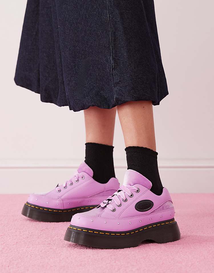 https://images.asos-media.com/products/dr-martens-buzz-5i-bratz-shoe-in-pink/207730736-4?$n_750w$&wid=750&fit=constrain