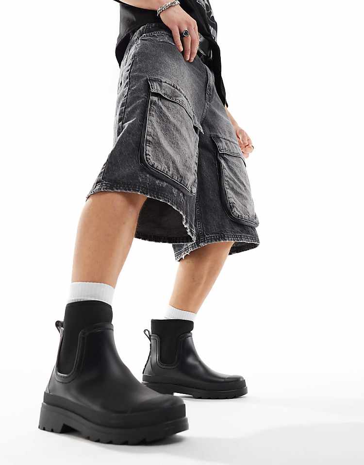 https://images.asos-media.com/products/asos-design-chelsea-wellington-boots-in-black/207745166-4?$n_750w$&wid=750&fit=constrain