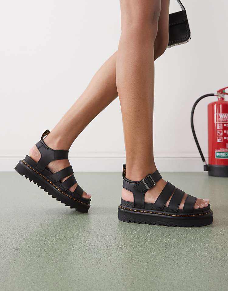 https://images.asos-media.com/products/dr-martens-blaire-sandals-in-black/207782330-1-black?$n_750w$&wid=750&fit=constrain