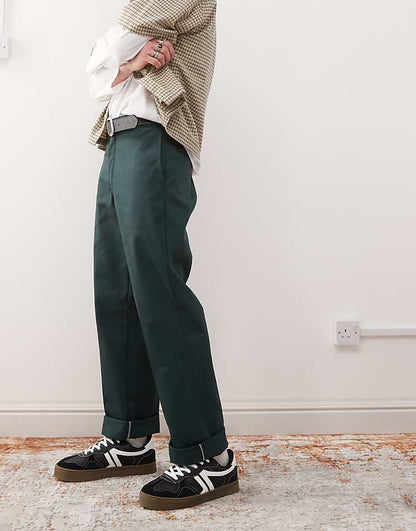 https://images.asos-media.com/products/dickies-874-straight-leg-work-pants-in-dark-green/207827256-1-darkgreen?$n_750w$&wid=750&fit=constrain