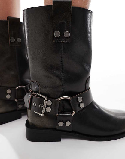 https://images.asos-media.com/products/asos-design-arley-burnished-flat-biker-boots-in-brown/207872085-4?$n_750w$&wid=750&fit=constrain