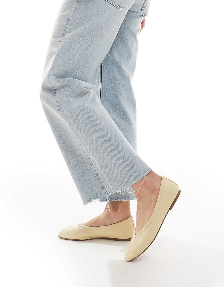 https://images.asos-media.com/products/raid-maryana-square-toe-ballet-flats-in-butter-yellow/207884516-2?$n_750w$&wid=750&fit=constrain