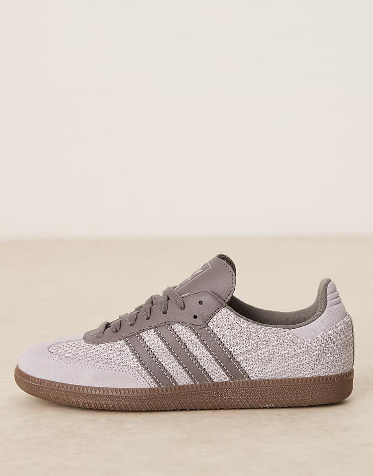 https://images.asos-media.com/products/adidas-originals-samba-og-sneakers-with-crochet-detailling-in-purple/207949620-2?$n_750w$&wid=750&fit=constrain