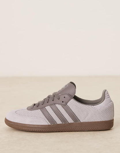 https://images.asos-media.com/products/adidas-originals-samba-og-sneakers-with-crochet-detailling-in-purple/207949620-2?$n_750w$&wid=750&fit=constrain