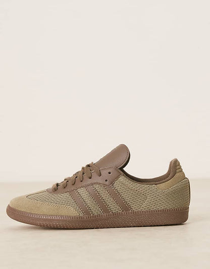 https://images.asos-media.com/products/adidas-originals-samba-og-sneakers-with-crochet-detailing-in-brown/207949851-2?$n_750w$&wid=750&fit=constrain