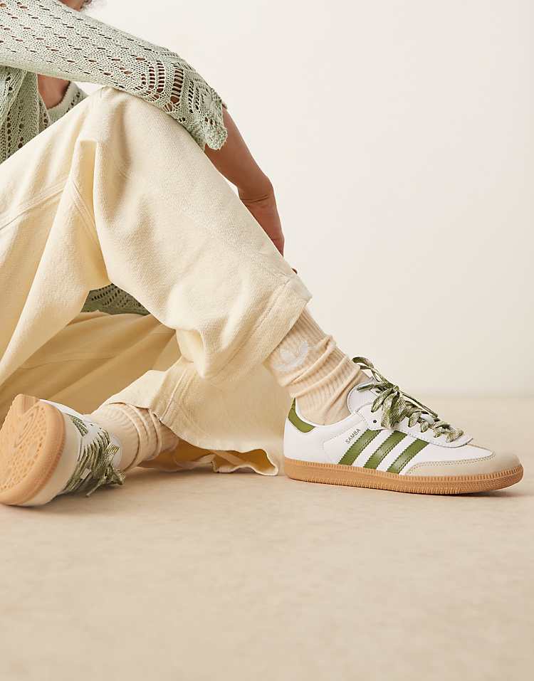 https://images.asos-media.com/products/adidas-originals-samba-og-sneakers-in-white-and-khaki-green/207950584-4?$n_750w$&wid=750&fit=constrain