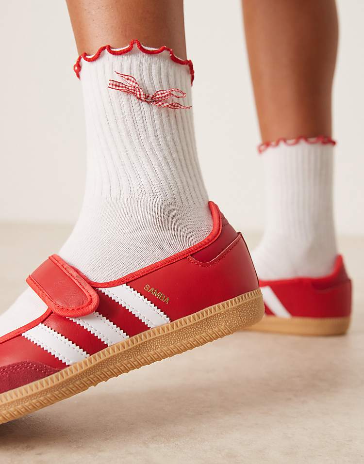 https://images.asos-media.com/products/adidas-originals-samba-mary-janes-in-red/207950597-3?$n_750w$&wid=750&fit=constrain