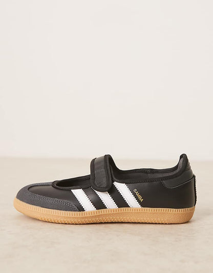 https://images.asos-media.com/products/adidas-originals-samba-mary-jane-sneakers-in-black/207950716-2?$n_750w$&wid=750&fit=constrain