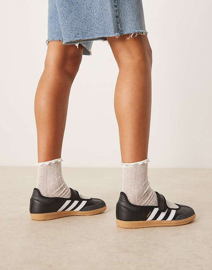 https://images.asos-media.com/products/adidas-originals-samba-mary-jane-sneakers-in-black/207950716-3?$n_750w$&wid=750&fit=constrain