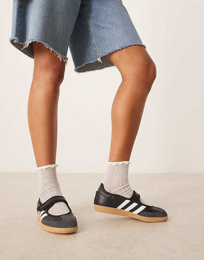 https://images.asos-media.com/products/adidas-originals-samba-mary-jane-sneakers-in-black/207950716-4?$n_750w$&wid=750&fit=constrain