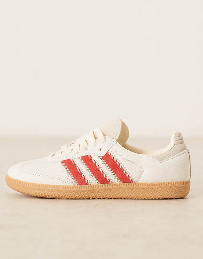 https://images.asos-media.com/products/adidas-originals-samba-og-sneakers-in-cream-and-red/207950746-2?$n_750w$&wid=750&fit=constrain