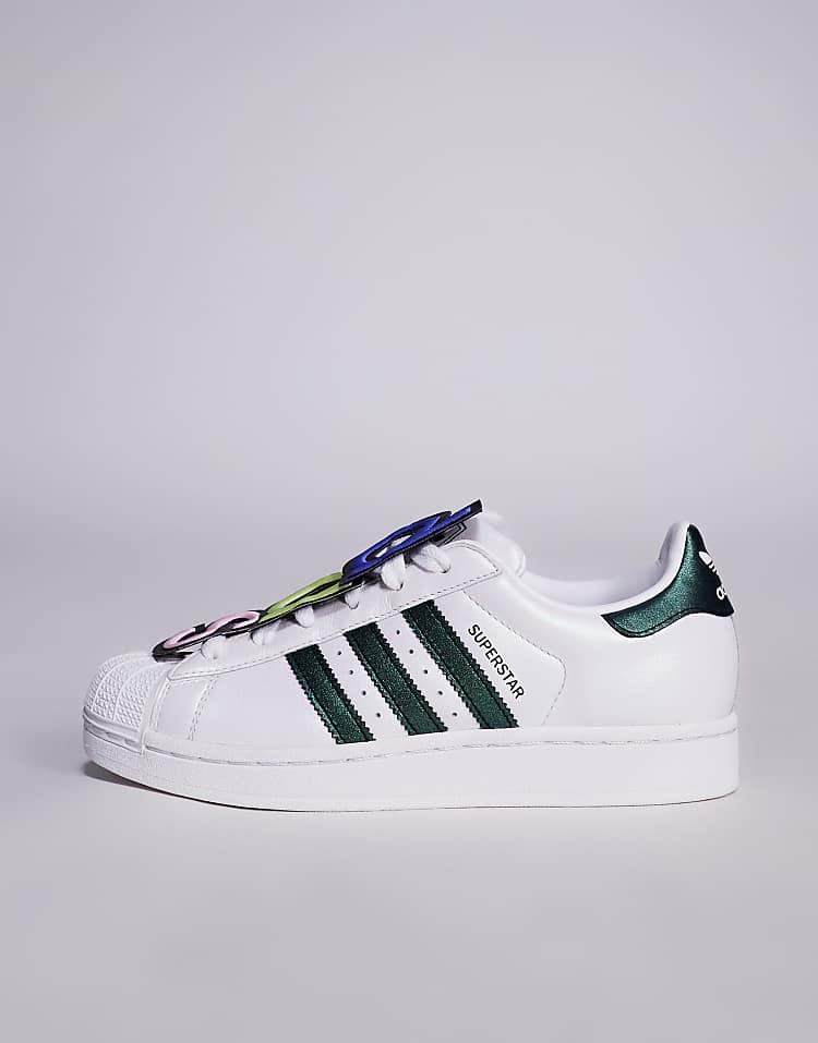 https://images.asos-media.com/products/adidas-originals-superstar-ii-x-jeremy-scott-sneakers-in-white/207950836-2?$n_750w$&wid=750&fit=constrain