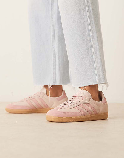 https://images.asos-media.com/products/adidas-originals-samba-og-sneakers-in-pink/207950956-1-pink?$n_750w$&wid=750&fit=constrain