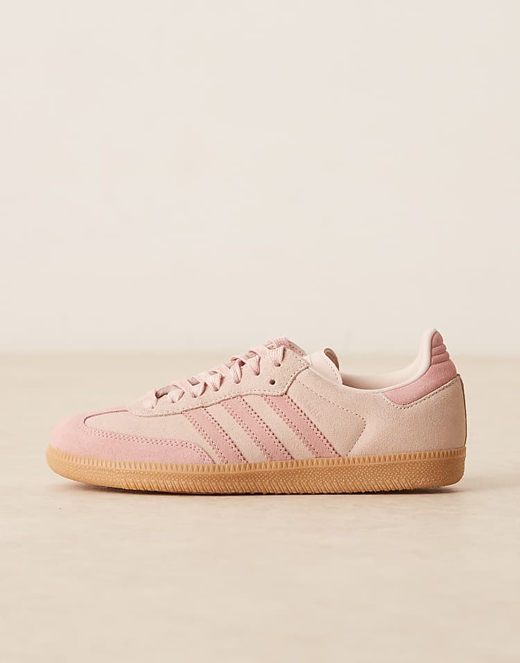 https://images.asos-media.com/products/adidas-originals-samba-og-sneakers-in-pink/207950956-2?$n_750w$&wid=750&fit=constrain