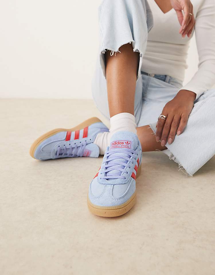 https://images.asos-media.com/products/adidas-originals-handball-spezial-sneakers-in-light-blue-and-red/207951616-5?$n_750w$&wid=750&fit=constrain