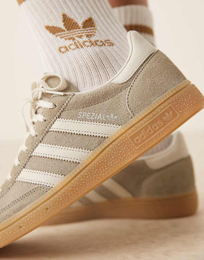 https://images.asos-media.com/products/adidas-originals-handball-spezial-sneakers-in-gray-and-white/207951782-5?$n_750w$&wid=750&fit=constrain
