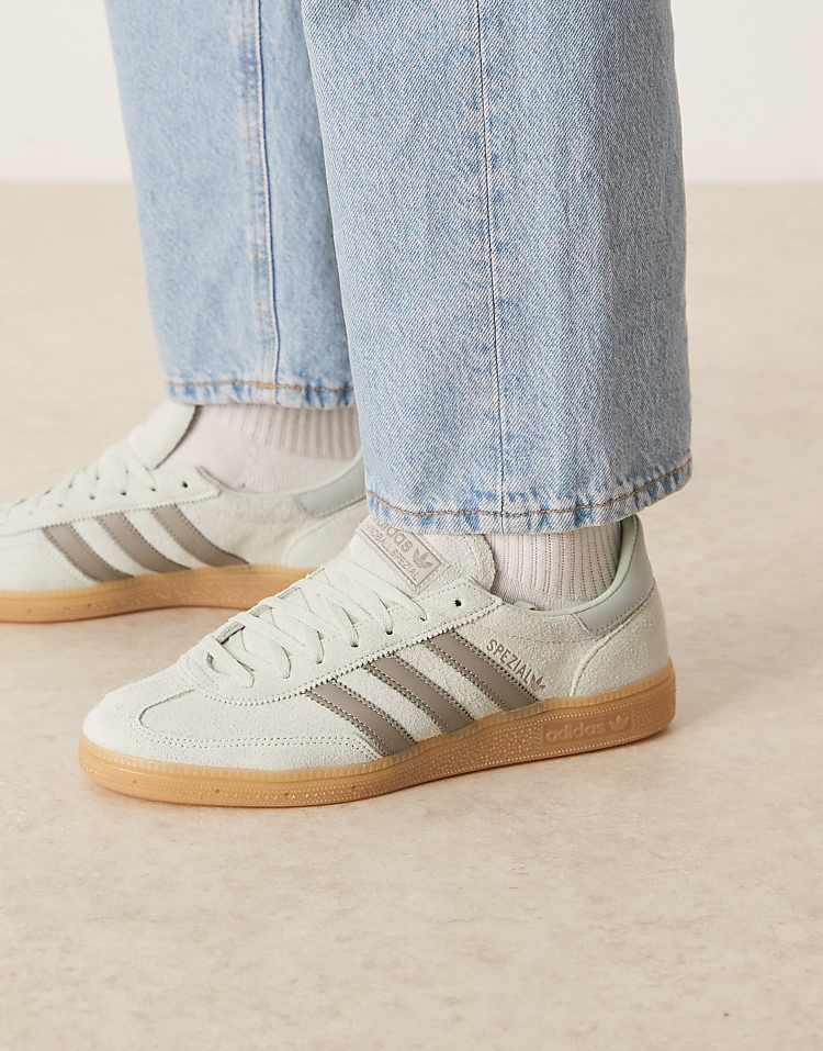 https://images.asos-media.com/products/adidas-originals-handball-spezial-sneakers-in-light-green-and-gray/207951812-1-lightgreen?$n_750w$&wid=750&fit=constrain
