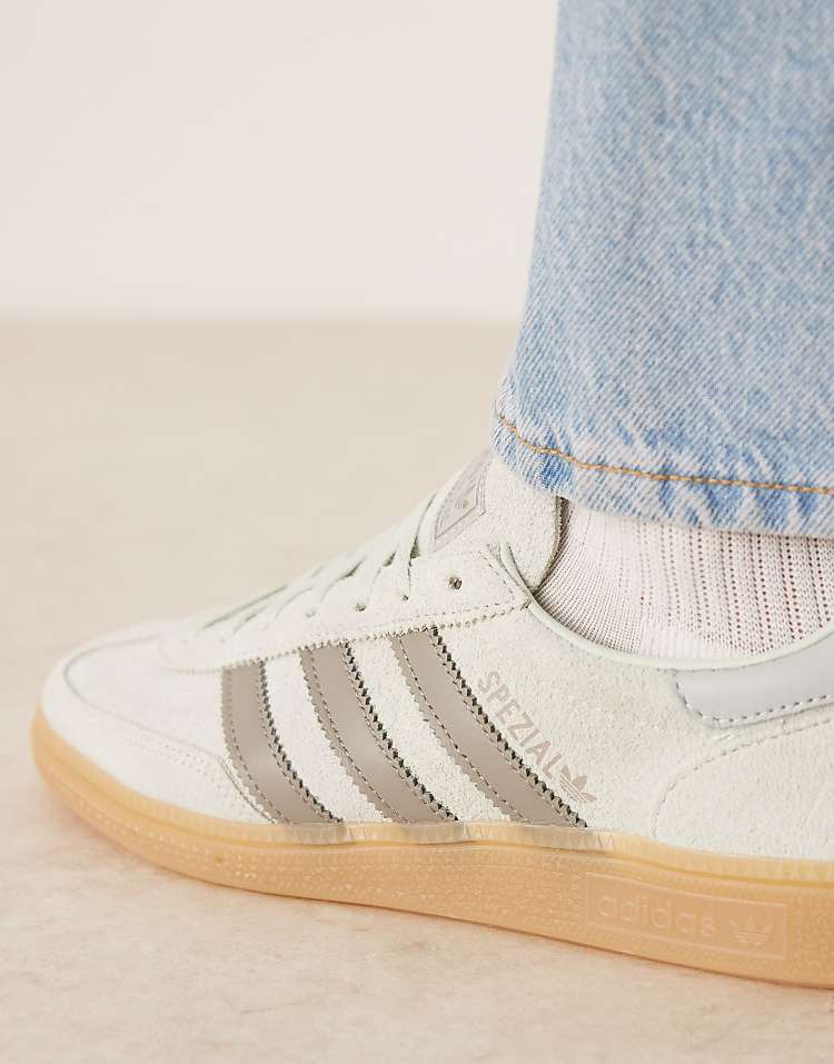 https://images.asos-media.com/products/adidas-originals-handball-spezial-sneakers-in-light-green-and-gray/207951812-3?$n_750w$&wid=750&fit=constrain