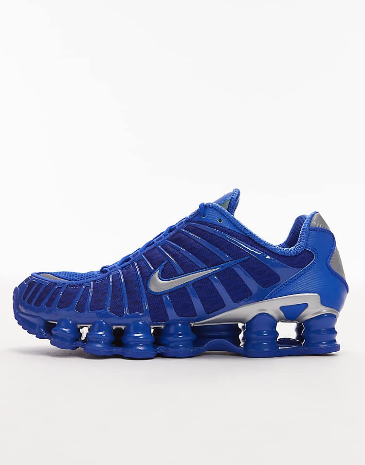https://images.asos-media.com/products/nike-shox-tl-sneakers-in-blue/207981713-2?$n_750w$&wid=750&fit=constrain