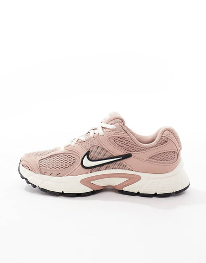 https://images.asos-media.com/products/nike-v5-rnr-sneakers-in-pink-ivory/208019344-2?$n_750w$&wid=750&fit=constrain