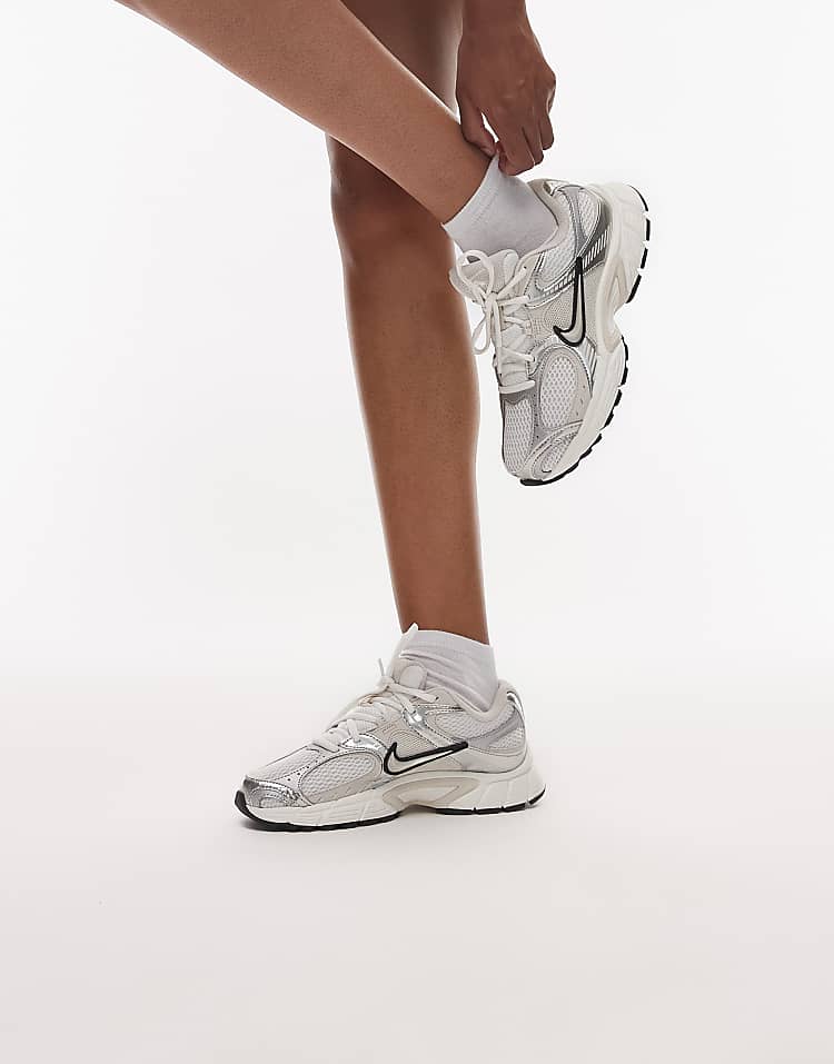 https://images.asos-media.com/products/nike-v5-rnr-sneakers-in-silver-and-white/208019409-1-white?$n_750w$&wid=750&fit=constrain