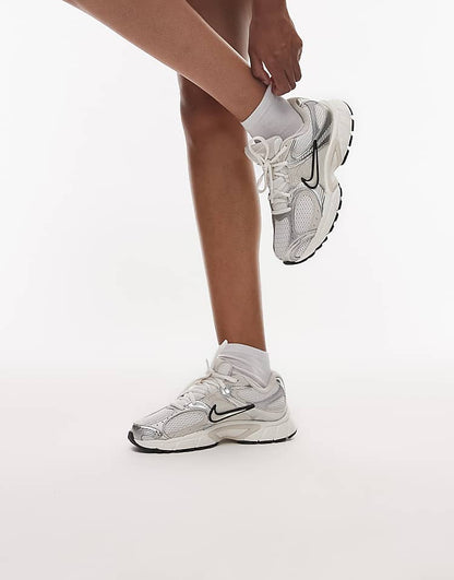 https://images.asos-media.com/products/nike-v5-rnr-sneakers-in-silver-and-white/208019409-1-white?$n_750w$&wid=750&fit=constrain