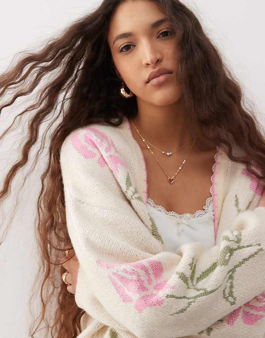 https://images.asos-media.com/products/miss-selfridge-floral-edge-to-edge-cardigan/208119222-1-multi?$n_750w$&wid=750&fit=constrain