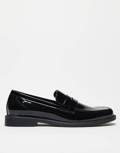 https://images.asos-media.com/products/asos-design-patent-penny-loafers-in-black/208132562-3?$n_750w$&wid=750&fit=constrain
