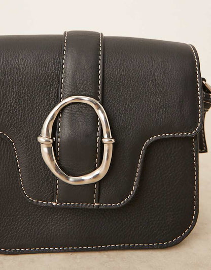 https://images.asos-media.com/products/becksondergaard-iris-leather-crossbody-buckle-bag-in-black/208153274-4?$n_750w$&wid=750&fit=constrain