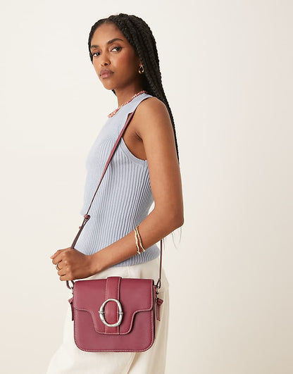 https://images.asos-media.com/products/becksondergaard-iris-leather-crossbody-buckle-bag-in-burgundy/208153292-3?$n_750w$&wid=750&fit=constrain
