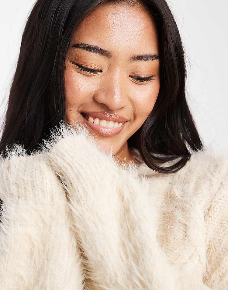 https://images.asos-media.com/products/miss-selfridge-fluffy-cable-knit-crew-neck-cardigan-in-buttermilk/208231548-3?$n_750w$&wid=750&fit=constrain