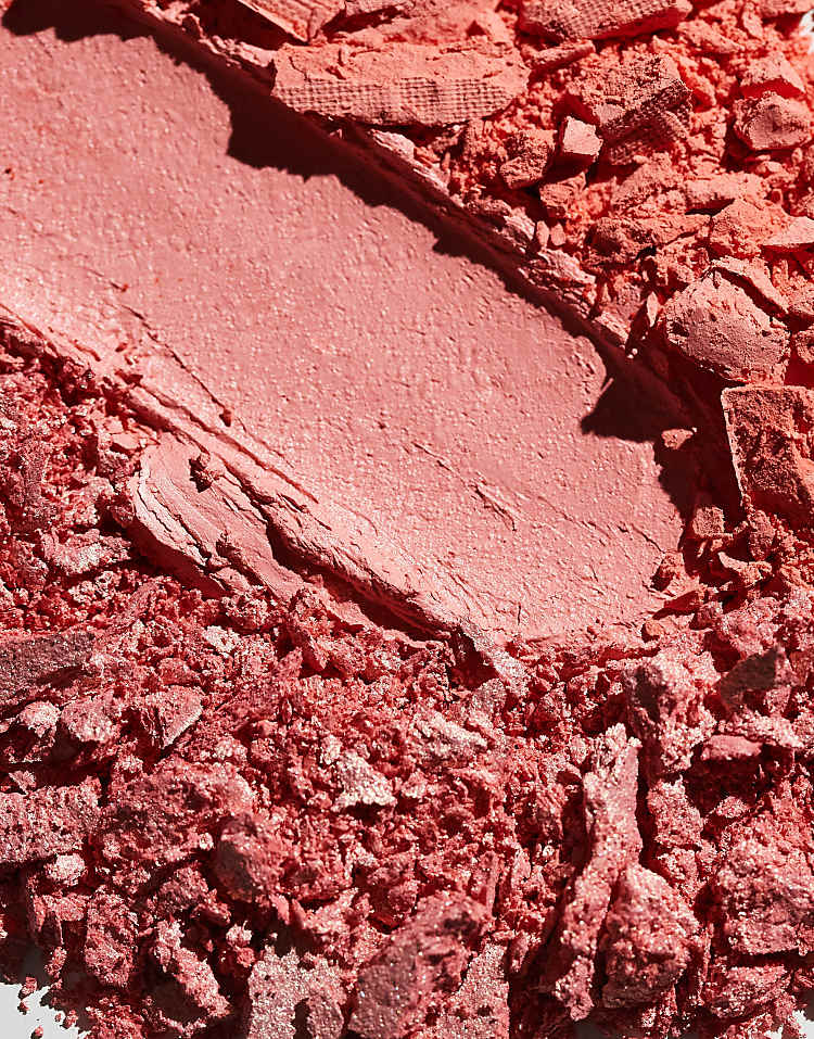 https://images.asos-media.com/products/revolution-blush-icon-palette-authentic-peach/208256806-3?$n_750w$&wid=750&fit=constrain