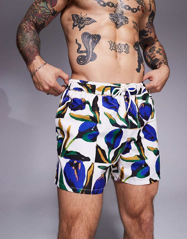 https://images.asos-media.com/products/asos-design-swim-shorts-in-short-length-with-floral-print-in-white/208351513-1-white?$n_750w$&wid=750&fit=constrain