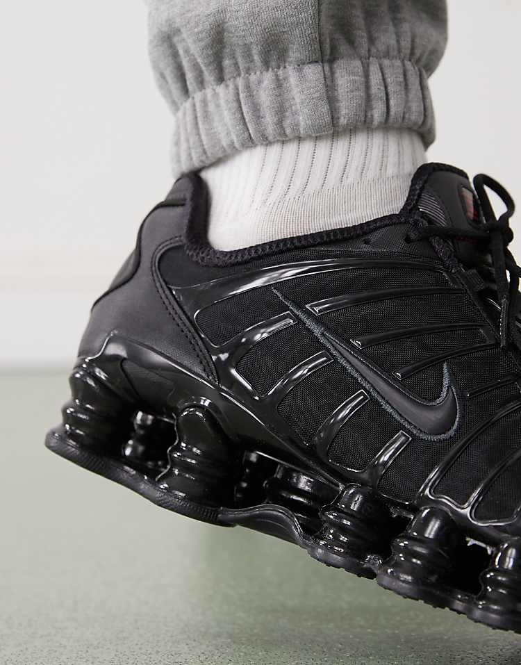 https://images.asos-media.com/products/nike-shox-tl-sneakers-in-black/208418070-5?$n_750w$&wid=750&fit=constrain