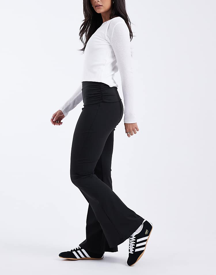 https://images.asos-media.com/products/asos-design-sculpting-fold-over-waist-flare-trouser-in-black/208541988-2?$n_750w$&wid=750&fit=constrain