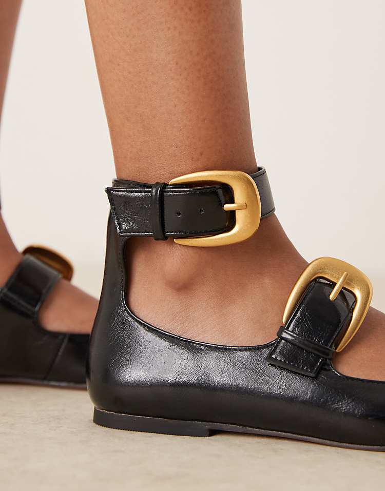 https://images.asos-media.com/products/asos-design-lorna-oversized-buckle-mary-jane-ballet-flats-in-black/208552537-2?$n_750w$&wid=750&fit=constrain