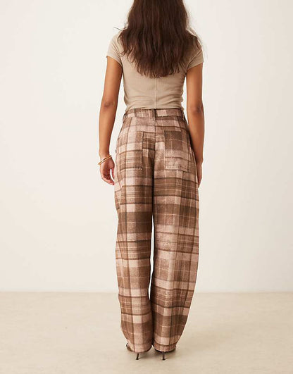 https://images.asos-media.com/products/asos-design-laundered-barrel-leg-pants-in-plaid/208591341-4?$n_750w$&wid=750&fit=constrain