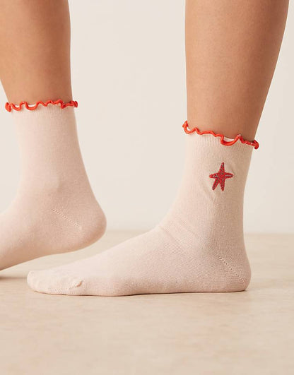 https://images.asos-media.com/products/asos-design-frill-top-socks-with-embroidered-starfish-design-in-pink/208610230-1-pink?$n_750w$&wid=750&fit=constrain