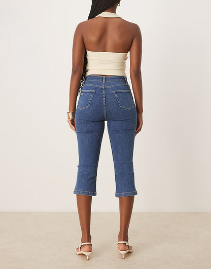https://images.asos-media.com/products/nobodys-child-capri-slim-leg-jeans-in-blue-wash/208654334-3?$n_750w$&wid=750&fit=constrain