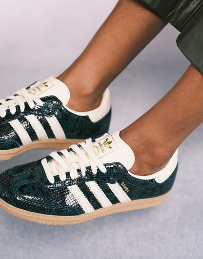 https://images.asos-media.com/products/adidas-originals-samba-og-sneakers-in-dark-green-snake-print/208660676-4?$n_750w$&wid=750&fit=constrain
