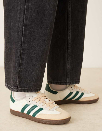 https://images.asos-media.com/products/adidas-originals-samba-og-sneakers-in-off-white-and-collegiate-green/208660781-3?$n_750w$&wid=750&fit=constrain