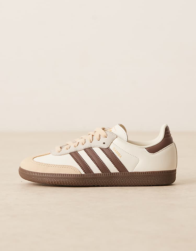 https://images.asos-media.com/products/adidas-originals-samba-og-sneakers-in-off-white-and-brown/208660830-2?$n_750w$&wid=750&fit=constrain