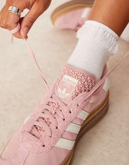 https://images.asos-media.com/products/adidas-originals-gazelle-bold-sneakers-in-light-pink/208660888-4?$n_750w$&wid=750&fit=constrain