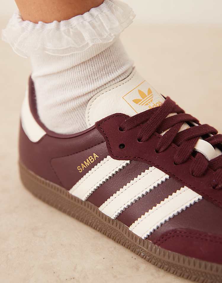 https://images.asos-media.com/products/adidas-originals-samba-og-sneakers-in-maroon/208661069-4?$n_750w$&wid=750&fit=constrain