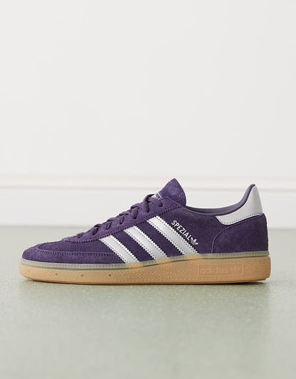 https://images.asos-media.com/products/adidas-originals-handball-spezial-sneakers-in-dark-purple-and-silver/208661070-2?$n_750w$&wid=750&fit=constrain