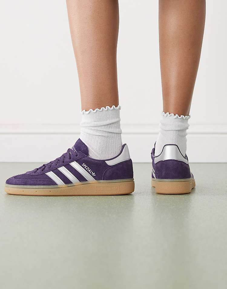 https://images.asos-media.com/products/adidas-originals-handball-spezial-sneakers-in-dark-purple-and-silver/208661070-4?$n_750w$&wid=750&fit=constrain