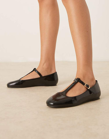https://images.asos-media.com/products/asos-design-latham-mary-jane-ballet-flats-in-black-patent/208693403-1-blackpatent?$n_750w$&wid=750&fit=constrain