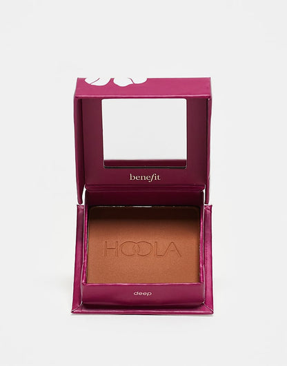 https://images.asos-media.com/products/benefit-hoola-matte-powder-bronzer/208729554-1-deep?$n_750w$&wid=750&fit=constrain