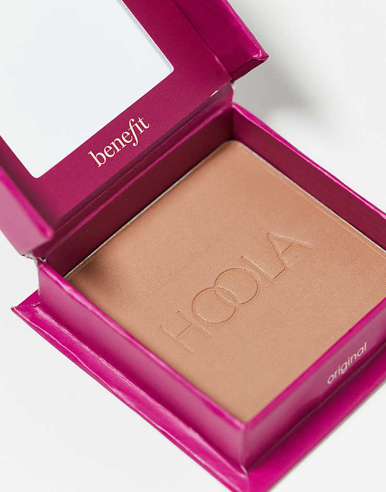 https://images.asos-media.com/products/benefit-hoola-matte-powder-bronzer/208729554-2?$n_750w$&wid=750&fit=constrain