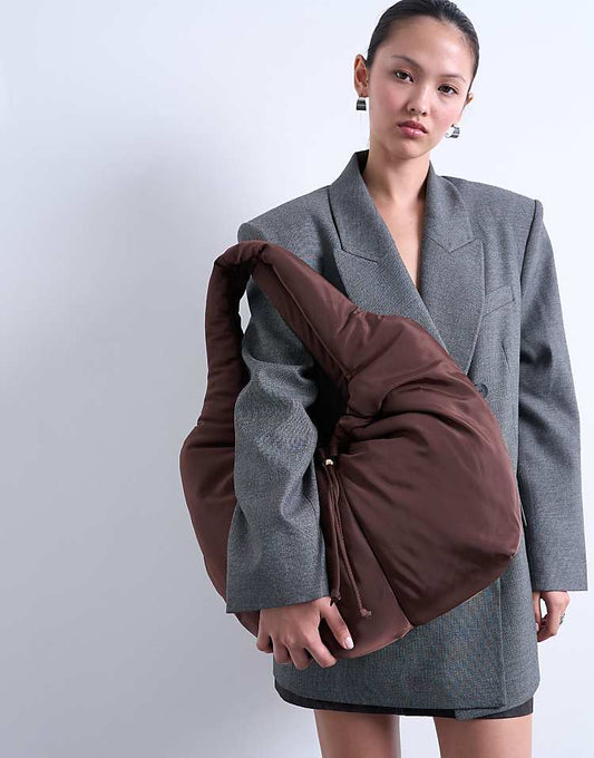 https://images.asos-media.com/products/topshop-sia-ruched-nylon-shoulder-bag-in-chocolate/208737628-1-chocolate?$n_750w$&wid=750&fit=constrain